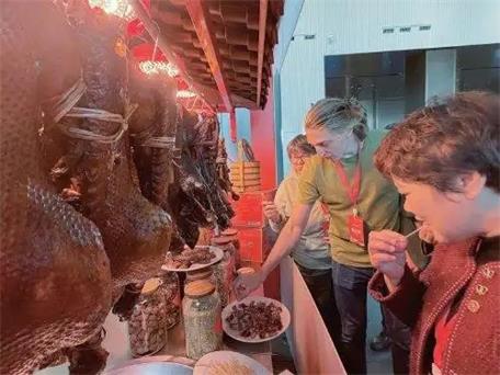 廣東汕頭市：獅頭鵝“振翅” 百億級產業“起飛”